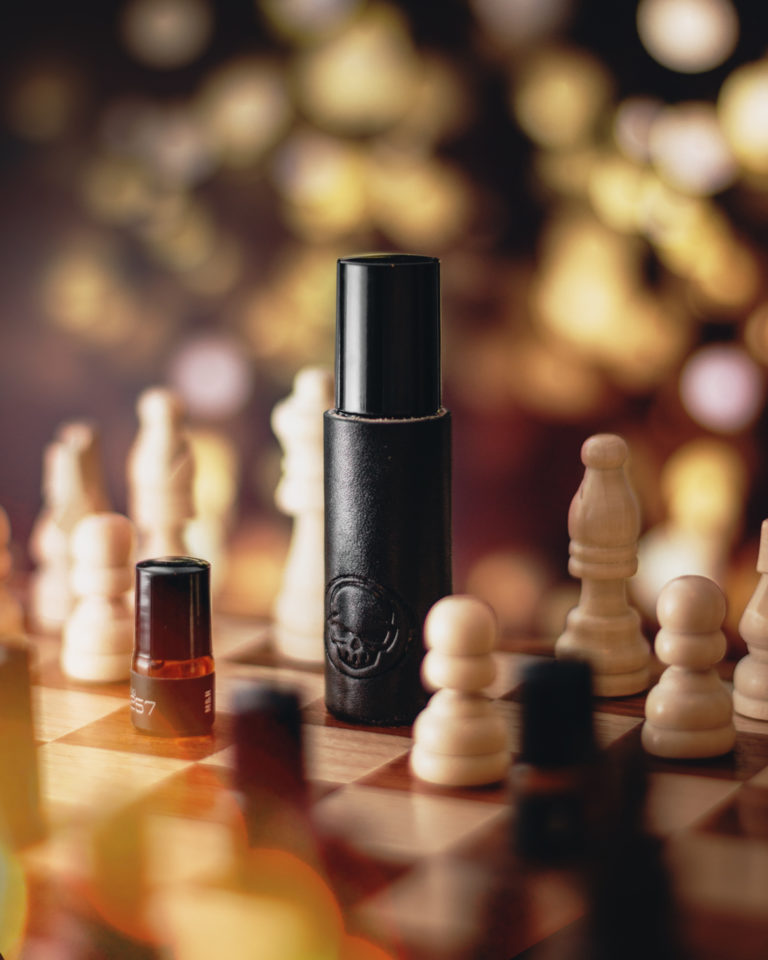 EDC Photography - Chess Similar Color Example
